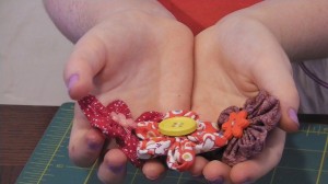 פרחים חמודים מבד